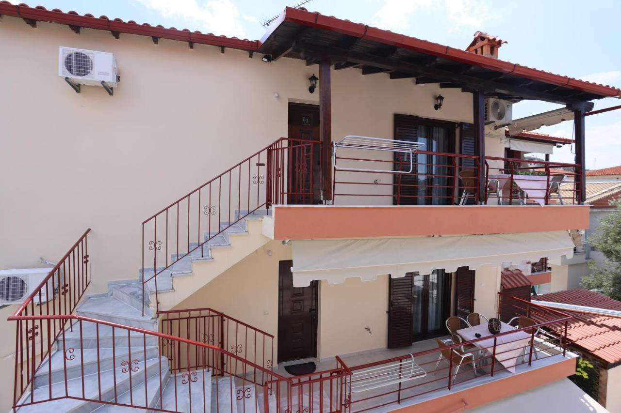 Katerina Apartments Pefkochori Buitenkant foto