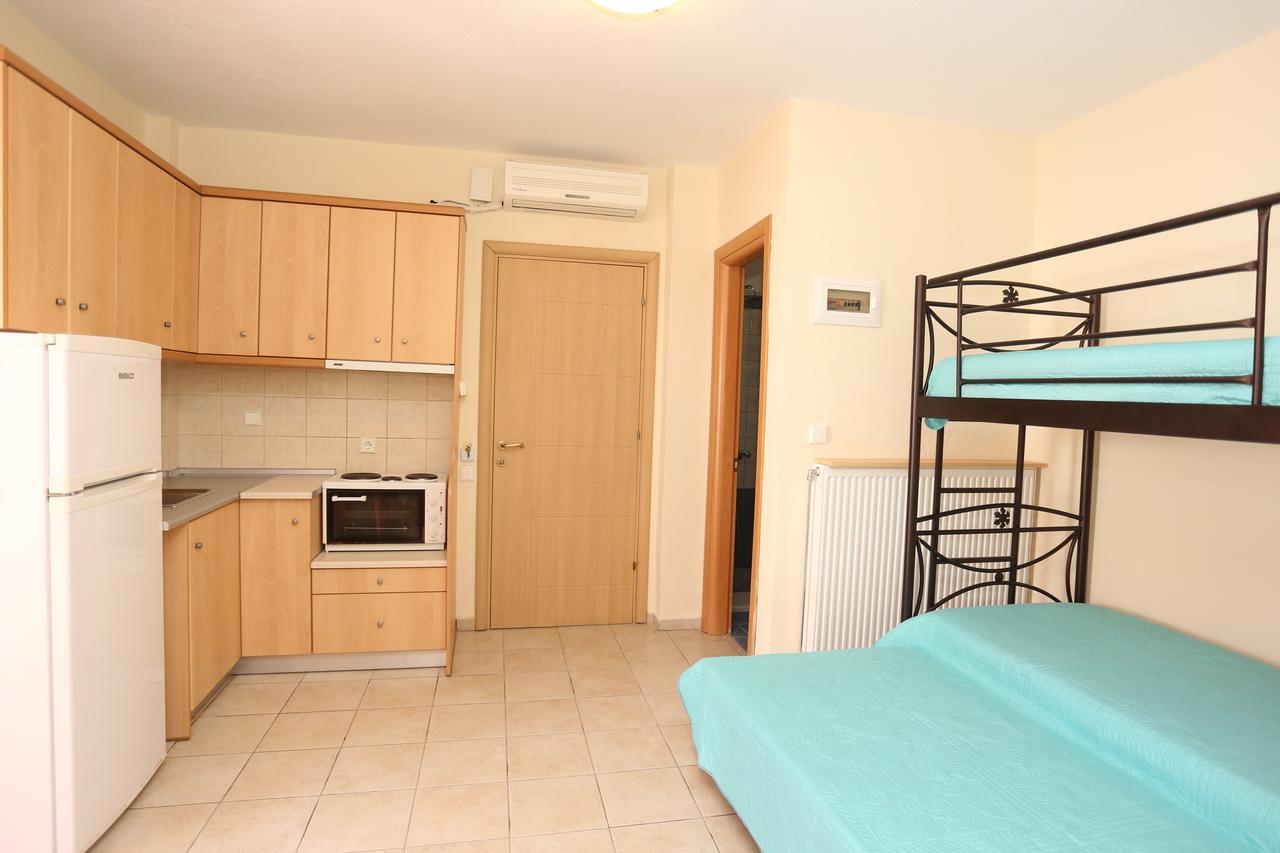 Katerina Apartments Pefkochori Buitenkant foto