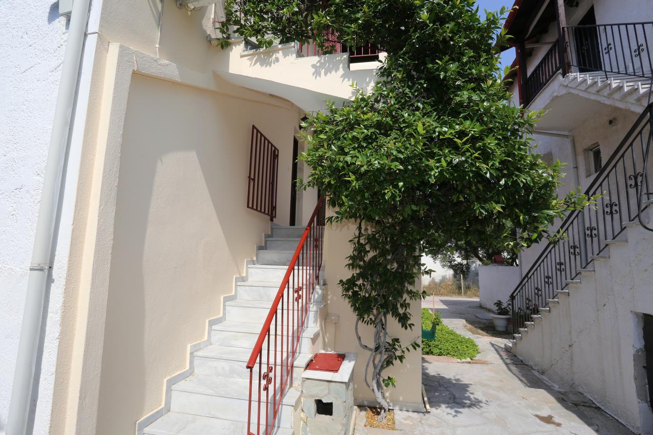Katerina Apartments Pefkochori Buitenkant foto